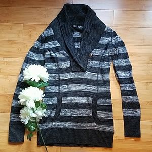 Bodycon Guess sweater